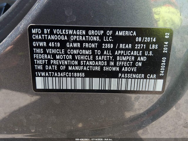 1VWAT7A34FC018955 Volkswagen Passat 1.8t Wolfsburg Edition