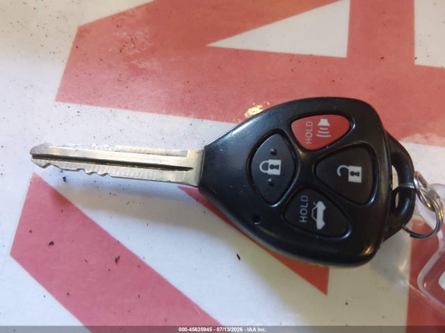 45625945 :رقم المزاد ، 4T1BF3EK7BU208208 vin ، 2011 Toyota Camry Se مزاد بيع