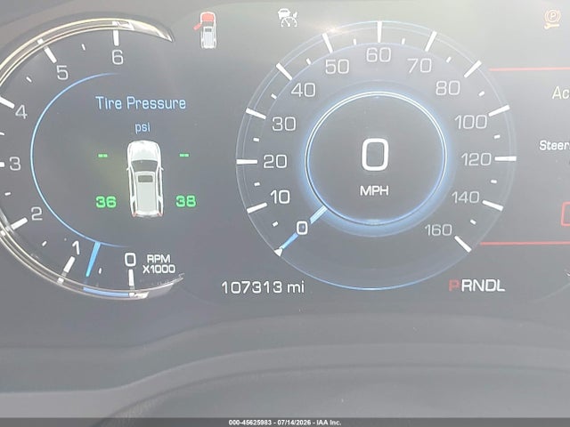 45625983 :رقم المزاد ، 1GYS4CKJ4HR224278 vin ، 2017 Cadillac Escalade Premium Luxury مزاد بيع