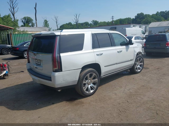 45625983 :رقم المزاد ، 1GYS4CKJ4HR224278 vin ، 2017 Cadillac Escalade Premium Luxury مزاد بيع