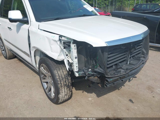 45625983 :رقم المزاد ، 1GYS4CKJ4HR224278 vin ، 2017 Cadillac Escalade Premium Luxury مزاد بيع