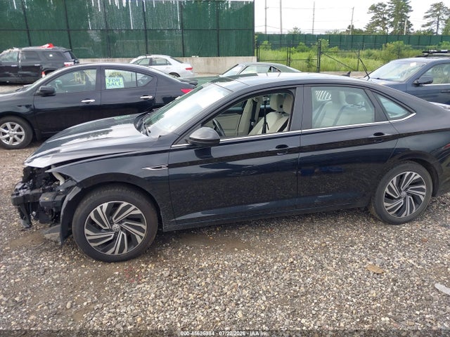 2020 Volkswagen Jetta 1.4t Sel მანქანა იყიდება აუქციონზე, vin: 3VWEB7BU9LM033716, აუქციონის ნომერი: 45625984