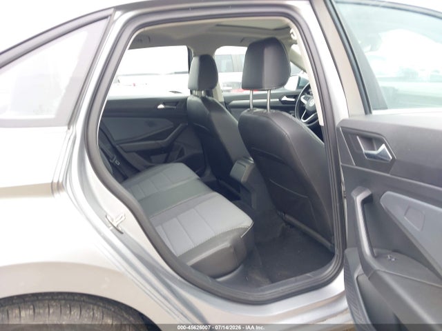 3VW7X7BUXSM087583 Volkswagen Jetta 1.5t Se