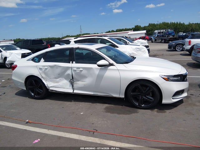 2018 Honda Accord Sport 2.0t მანქანა იყიდება აუქციონზე, vin: 1HGCV2F30JA036649, აუქციონის ნომერი: 45626043