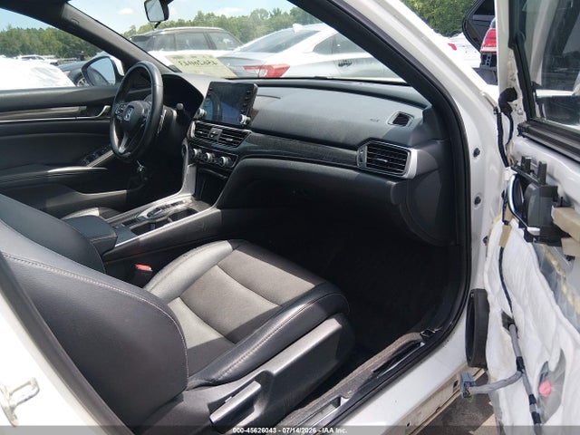 2018 Honda Accord Sport 2.0t მანქანა იყიდება აუქციონზე, vin: 1HGCV2F30JA036649, აუქციონის ნომერი: 45626043