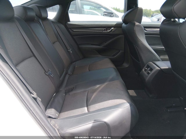 2018 Honda Accord Sport 2.0t მანქანა იყიდება აუქციონზე, vin: 1HGCV2F30JA036649, აუქციონის ნომერი: 45626043
