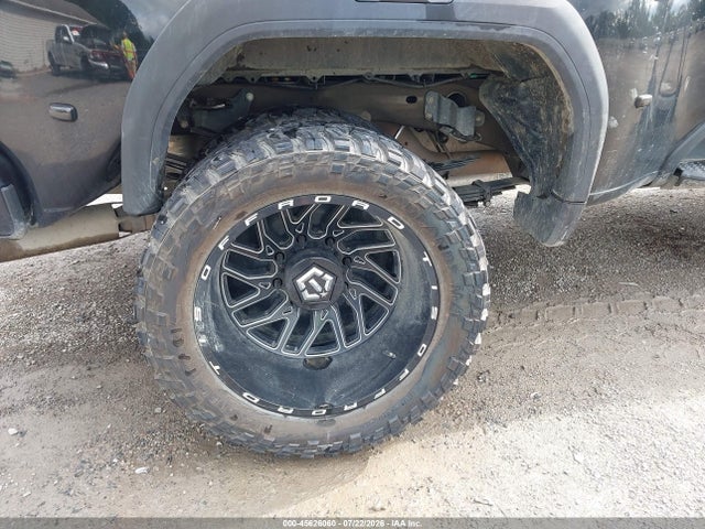 Продажа на аукционе авто 2023 Gmc Sierra 3500hd 4wd  Long Bed Denali, vin: 1GT49WEY9PF133324, номер лота: 45626060