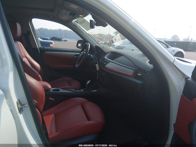 Aukcja sprzedaży 2015 Bmw X1 Xdrive28i, vin: WBAVL1C58FVY32172, numer aukcji: 45626089