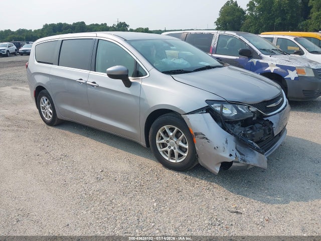 45626102 :رقم المزاد ، 2C4RC1CG7LR216208 vin ، 2020 Chrysler Voyager Lx مزاد بيع