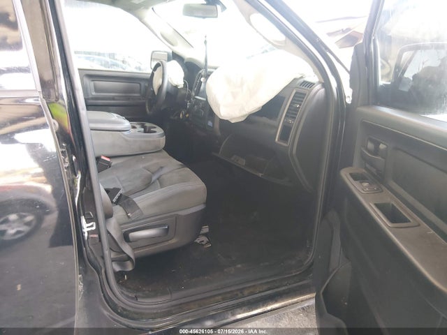 Продаж на аукціоні авто 2019 Ram 1500 Classic Express  4x2 5'7 Box, vin: 1C6RR6KT8KS589031, номер лоту: 45626105