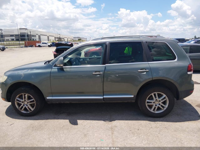2008 Volkswagen Touareg 2 Vr6 Fsi მანქანა იყიდება აუქციონზე, vin: WVGBE77LX8D006049, აუქციონის ნომერი: 45626108