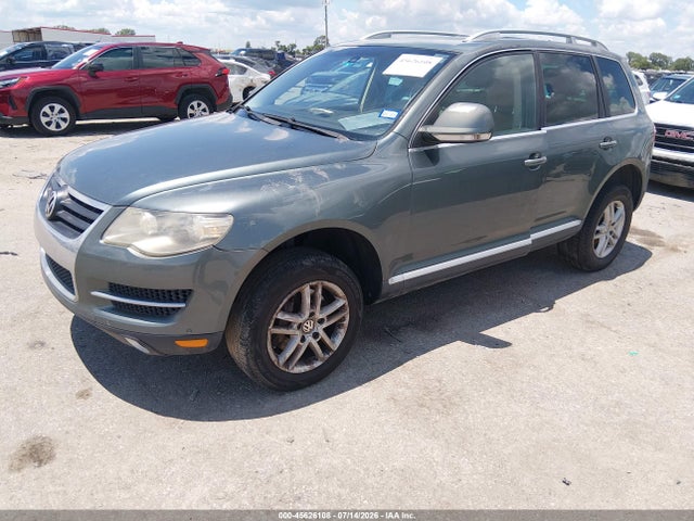 2008 Volkswagen Touareg 2 Vr6 Fsi მანქანა იყიდება აუქციონზე, vin: WVGBE77LX8D006049, აუქციონის ნომერი: 45626108