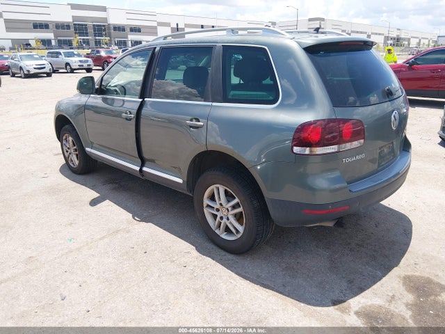 2008 Volkswagen Touareg 2 Vr6 Fsi მანქანა იყიდება აუქციონზე, vin: WVGBE77LX8D006049, აუქციონის ნომერი: 45626108