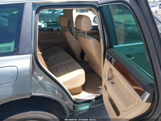 2008 Volkswagen Touareg 2 Vr6 Fsi მანქანა იყიდება აუქციონზე, vin: WVGBE77LX8D006049, აუქციონის ნომერი: 45626108