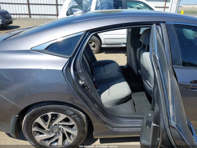 Honda CIVIC EX 2018 2HGFC2F70JH537354 Image 8