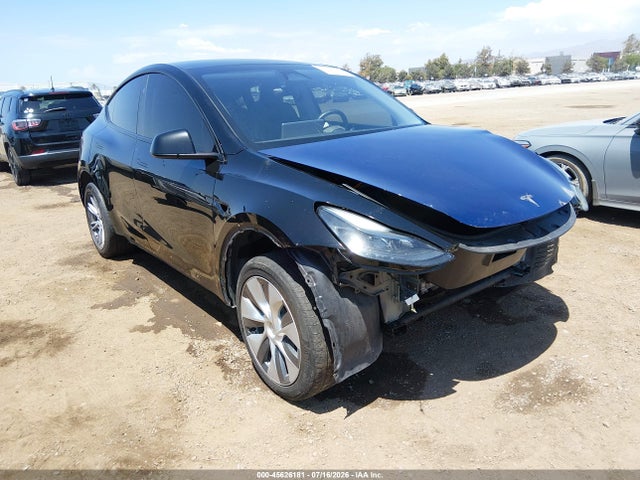 Tesla Model Y Awd/long Range Dual Motor All-wheel Drive 2023 7SAYGDEE3PA152568 main image