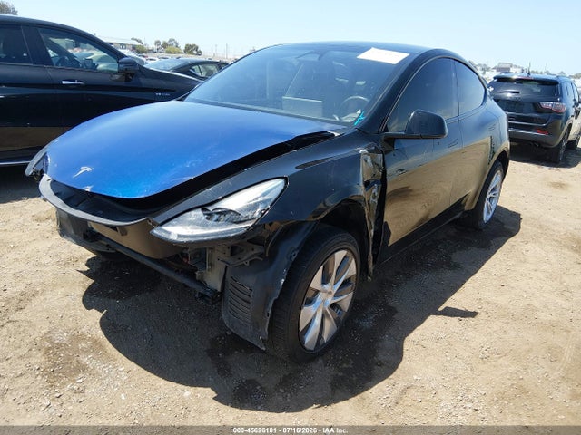 Продаж на аукціоні авто 2023 Tesla Model Y Awd/long Range Dual Motor All-wheel Drive, vin: 7SAYGDEE3PA152568, номер лоту: 45626181