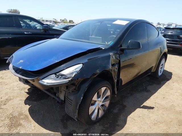 Продаж на аукціоні авто 2023 Tesla Model Y Awd/long Range Dual Motor All-wheel Drive, vin: 7SAYGDEE3PA152568, номер лоту: 45626181