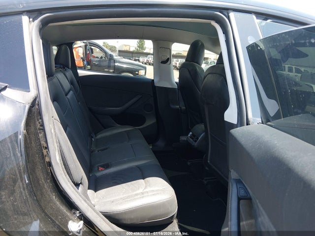 Продаж на аукціоні авто 2023 Tesla Model Y Awd/long Range Dual Motor All-wheel Drive, vin: 7SAYGDEE3PA152568, номер лоту: 45626181