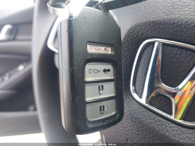 2018 Honda Accord Lx მანქანა იყიდება აუქციონზე, vin: 1HGCV1F14JA224843, აუქციონის ნომერი: 45626200