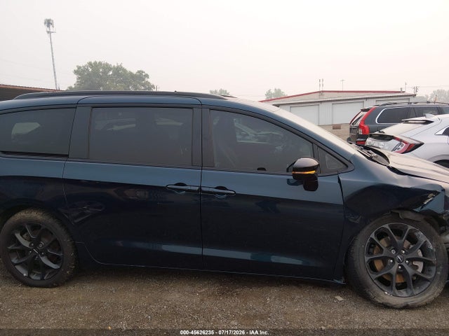 Продаж на аукціоні авто 2023 Chrysler Pacifica Limited Awd, vin: 2C4RC3GG4PR589413, номер лоту: 45626235