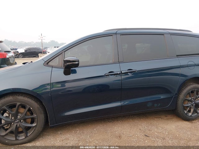 Продаж на аукціоні авто 2023 Chrysler Pacifica Limited Awd, vin: 2C4RC3GG4PR589413, номер лоту: 45626235