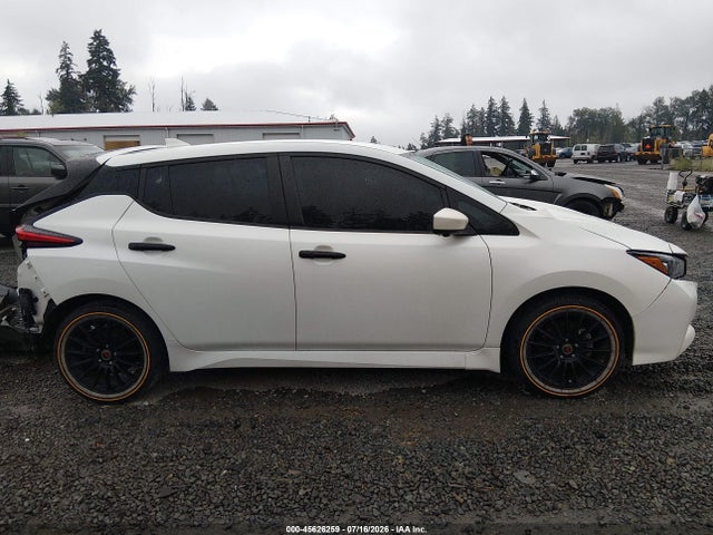 1N4AZ1CV1MC552155 Nissan Leaf Sv 40 Kwh