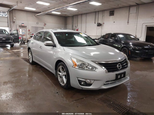 2015 Nissan Altima 2.5 Sv მანქანა იყიდება აუქციონზე, vin: 1N4AL3AP7FC146045, აუქციონის ნომერი: 45626295