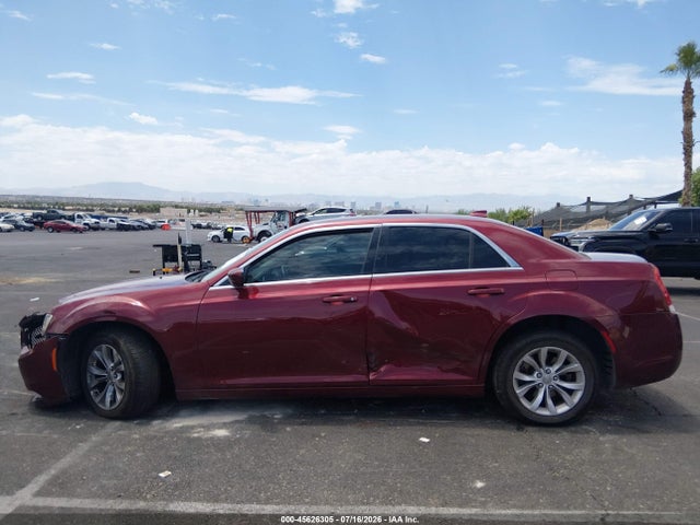 Chrysler 300 Limited 2015 2C3CCAAG8FH860050 Image 13