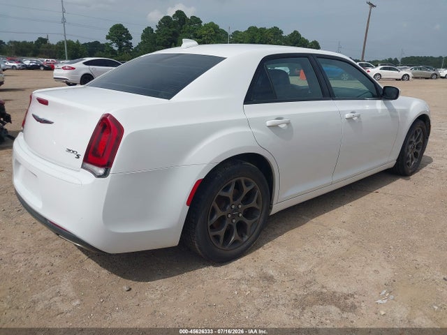 45626333 :رقم المزاد ، 2C3CCAGG8GH296263 vin ، 2016 Chrysler 300 مزاد بيع