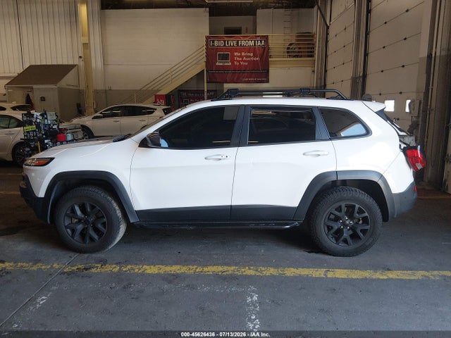 Продаж на аукціоні авто 2015 Jeep Cherokee Trailhawk, vin: 1C4PJMBS6FW615529, номер лоту: 45626436