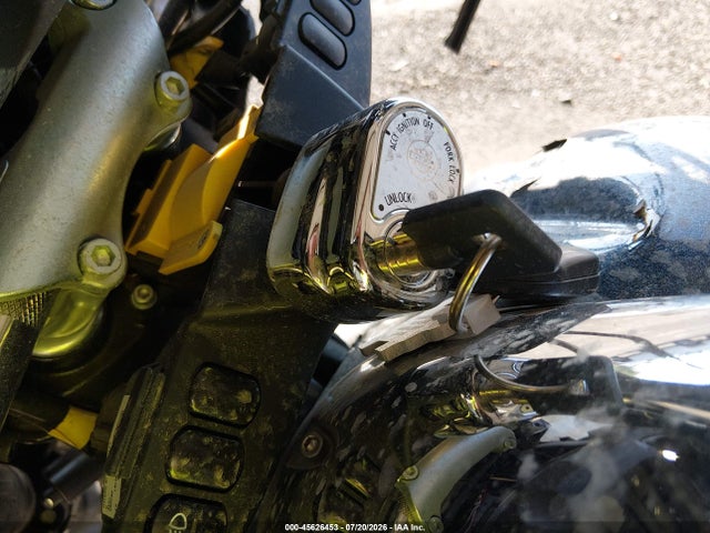 45626453 :رقم المزاد ، 1HD1MAL12FB852137 vin ، 2015 Harley-davidson Flhtcutg Tri Glide Ultra مزاد بيع