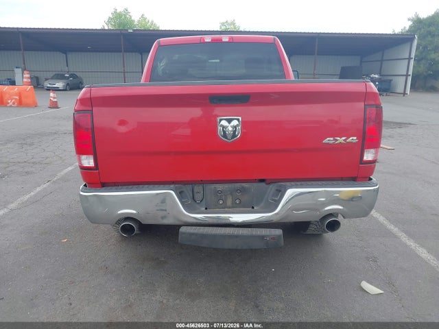 3C6JR7ATXKG507960 RAM 1500 Classic Tradesman 4x4 6&#039;4 Box