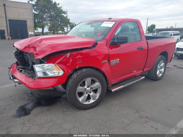 3C6JR7ATXKG507960 RAM 1500 Classic Tradesman 4x4 6&#039;4 Box