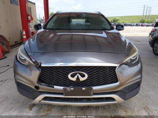 45626529 :رقم المزاد ، SJKCH5CR6JA061004 vin ، 2018 Infiniti Qx30 Luxury مزاد بيع