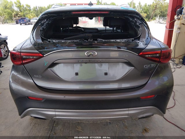 45626529 :رقم المزاد ، SJKCH5CR6JA061004 vin ، 2018 Infiniti Qx30 Luxury مزاد بيع