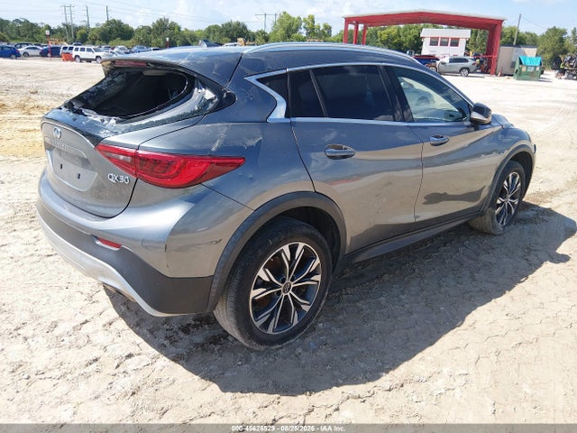 45626529 :رقم المزاد ، SJKCH5CR6JA061004 vin ، 2018 Infiniti Qx30 Luxury مزاد بيع
