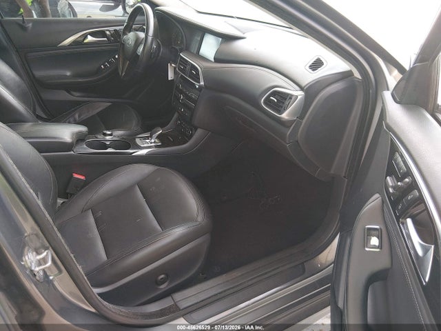 45626529 :رقم المزاد ، SJKCH5CR6JA061004 vin ، 2018 Infiniti Qx30 Luxury مزاد بيع
