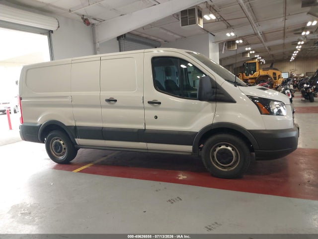 Ford Transit-150 2018 1FTYE1ZM7JKB42447 Image 16