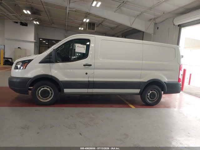 Ford Transit-150 2018 1FTYE1ZM7JKB42447 Image 17