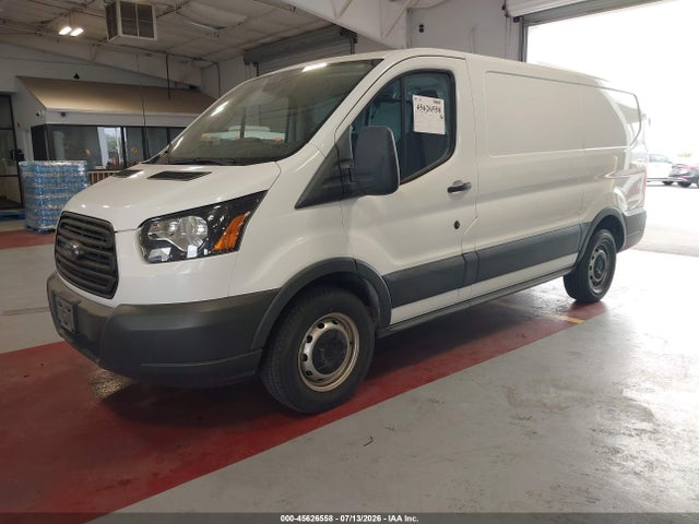 Ford Transit-150 2018 1FTYE1ZM7JKB42447 Image 2