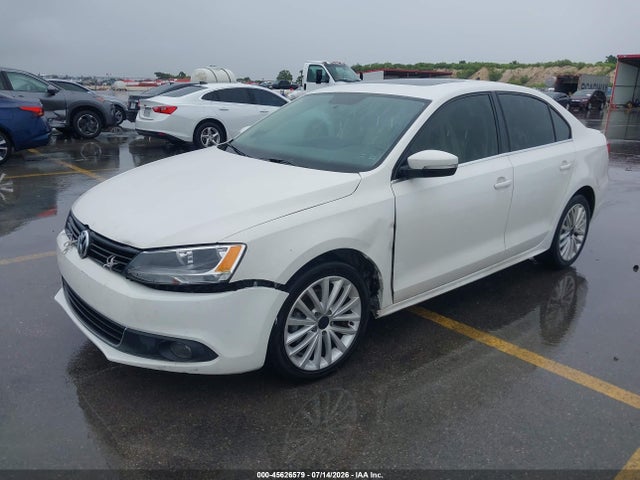 3VWL07AJ1EM211173 Volkswagen Jetta 1.8t Sel