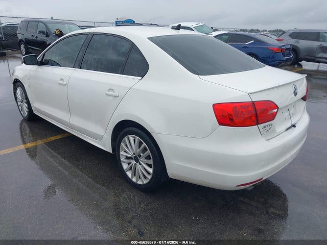 3VWL07AJ1EM211173 Volkswagen Jetta 1.8t Sel