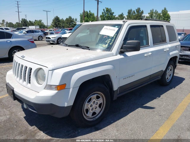 1C4NJPBA1FD235431 Jeep Patriot Sport