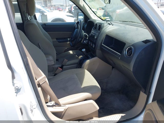 1C4NJPBA1FD235431 Jeep Patriot Sport