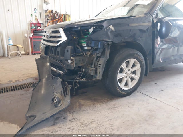 Auction sale of the 2012 Toyota Highlander Se, vin: 5TDBK3EH6CS145841, lot number: 45626670