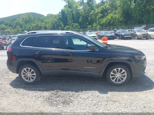 45626791 :رقم المزاد ، 1C4PJLCB1KD269923 vin ، 2019 Jeep Cherokee Latitude Fwd مزاد بيع