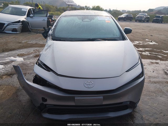 45626805 :رقم المزاد ، JTDADABU7R3017680 vin ، 2024 Toyota Prius Limited Awd-e مزاد بيع