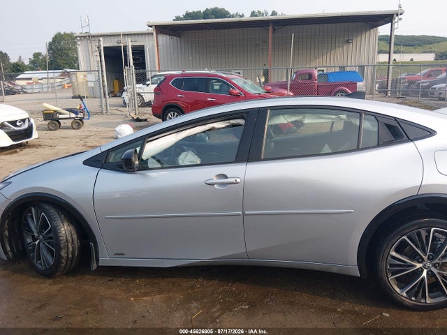 45626805 :رقم المزاد ، JTDADABU7R3017680 vin ، 2024 Toyota Prius Limited Awd-e مزاد بيع