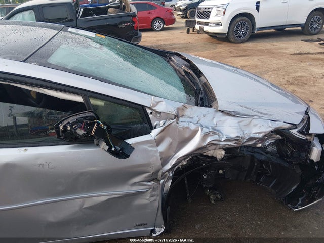 45626805 :رقم المزاد ، JTDADABU7R3017680 vin ، 2024 Toyota Prius Limited Awd-e مزاد بيع
